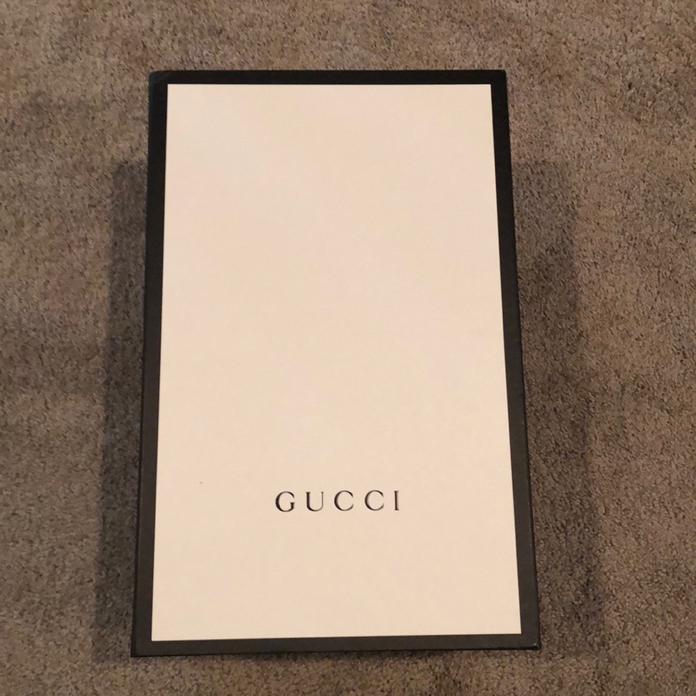Gucci Box - Magnetic Closure (empty)